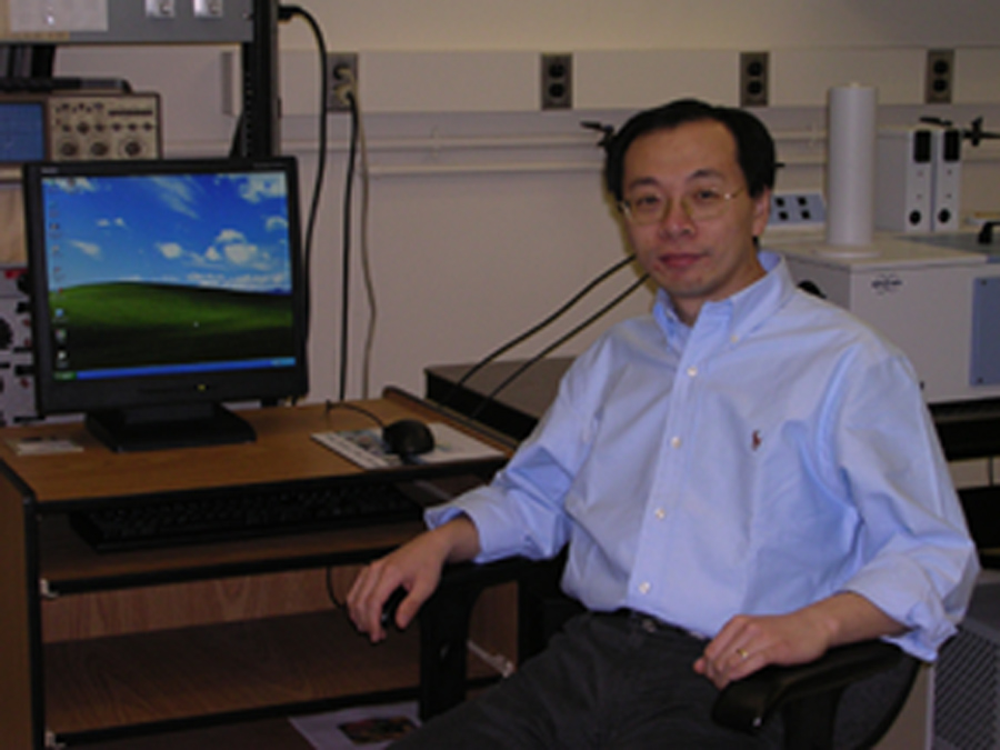 Jiufeng J. Tu, Associate Professor of Physics